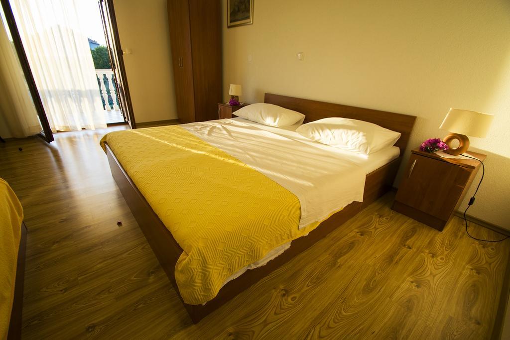 Apartments Zile 斯塔利格拉德-帕克利尼卡 客房 照片
